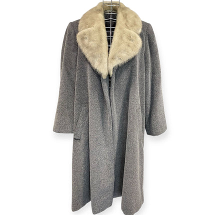 Cappotto con collo pelliccia
