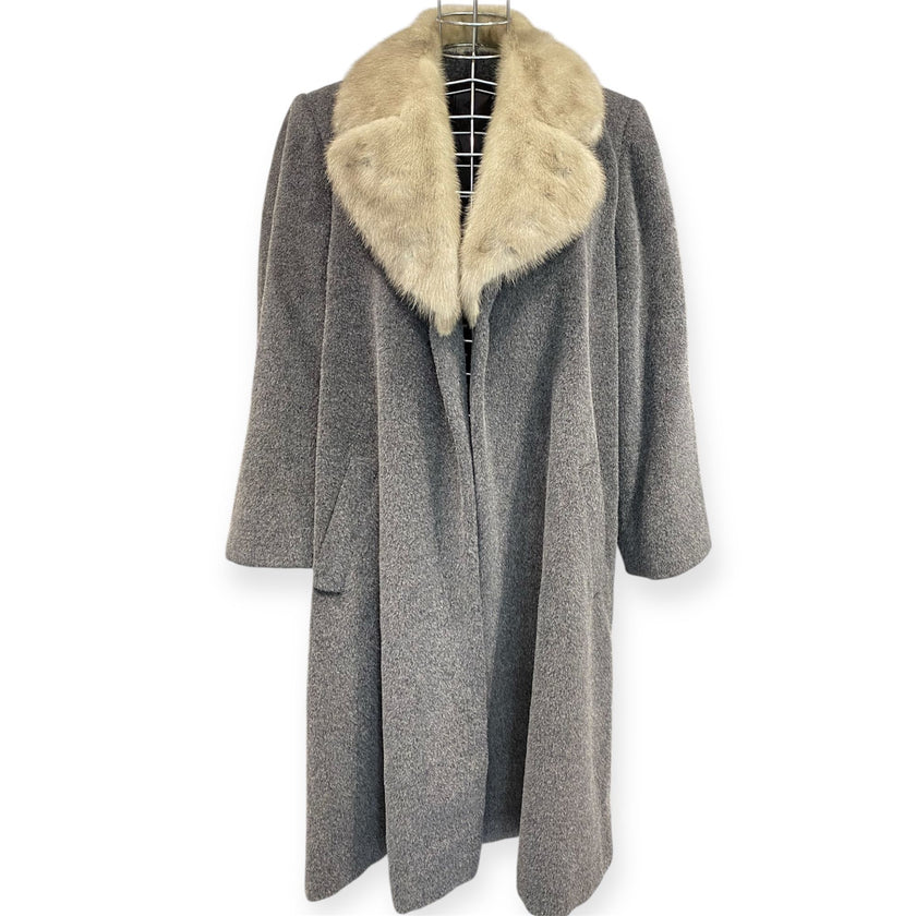 Cappotto con collo pelliccia