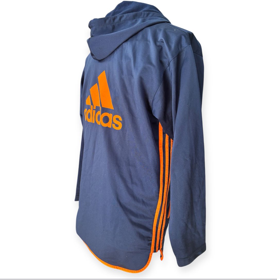 Felpa con zip e dettagli a contrasto