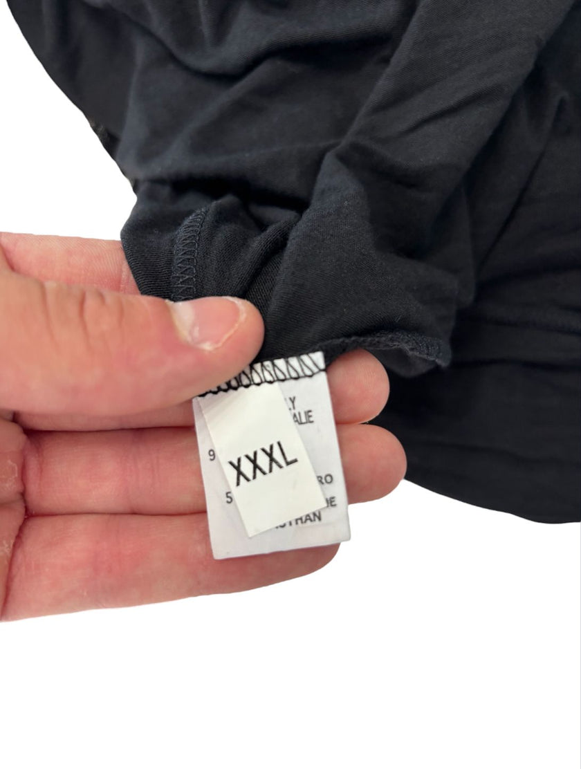 Abito lungo in pizzo con motivi floreali e scollo a v BASILE