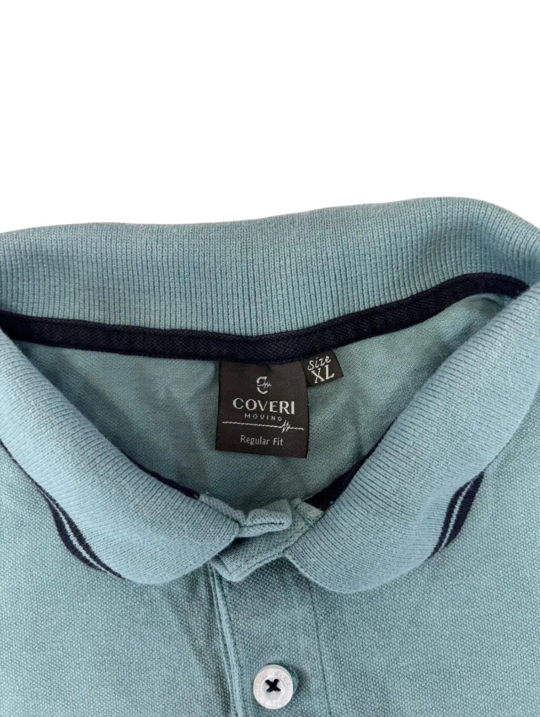 Polo basic con due bottoni e logo 06:26