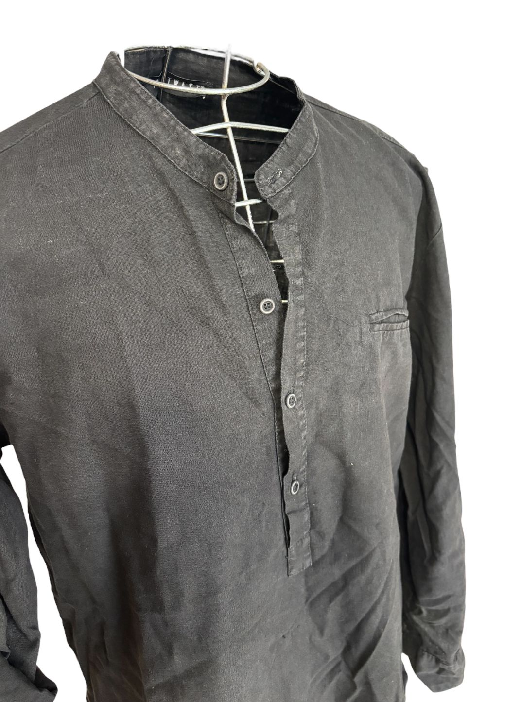Camicia con colletto alla coreana con chiusura henley