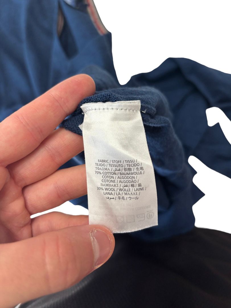 Maglia scollo a V con polsini e orlo a costine e logo GANT