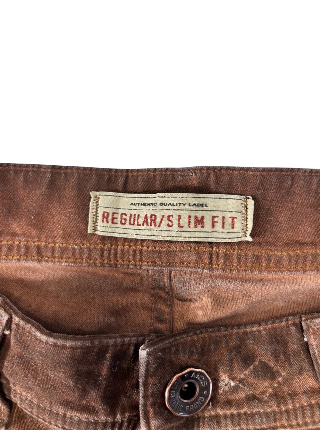 Pantalone effetto vintage con cuciture a contrasto MCS