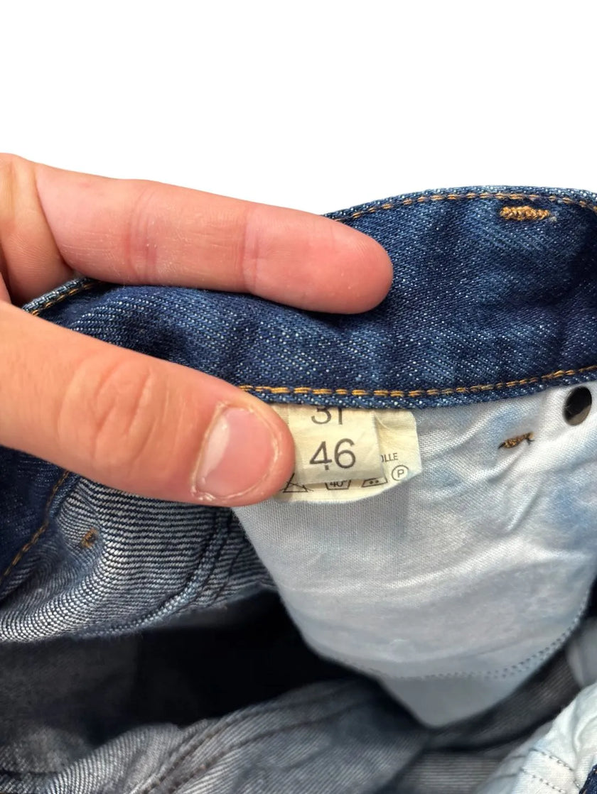 Jeans dritto a vita alta