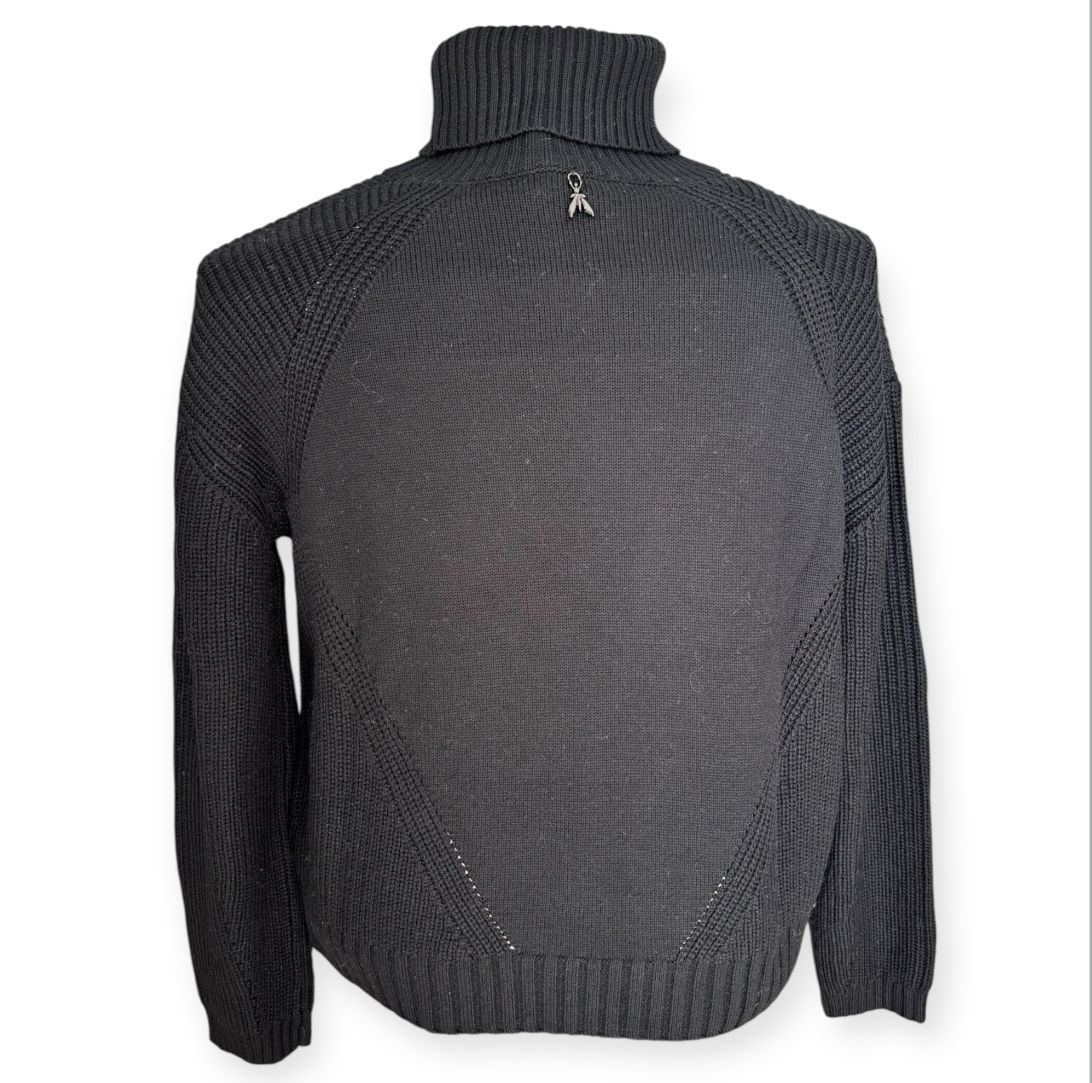 Maglia dolcevita con motivo intrecciato sulle maniche e con bordo e collo a costine