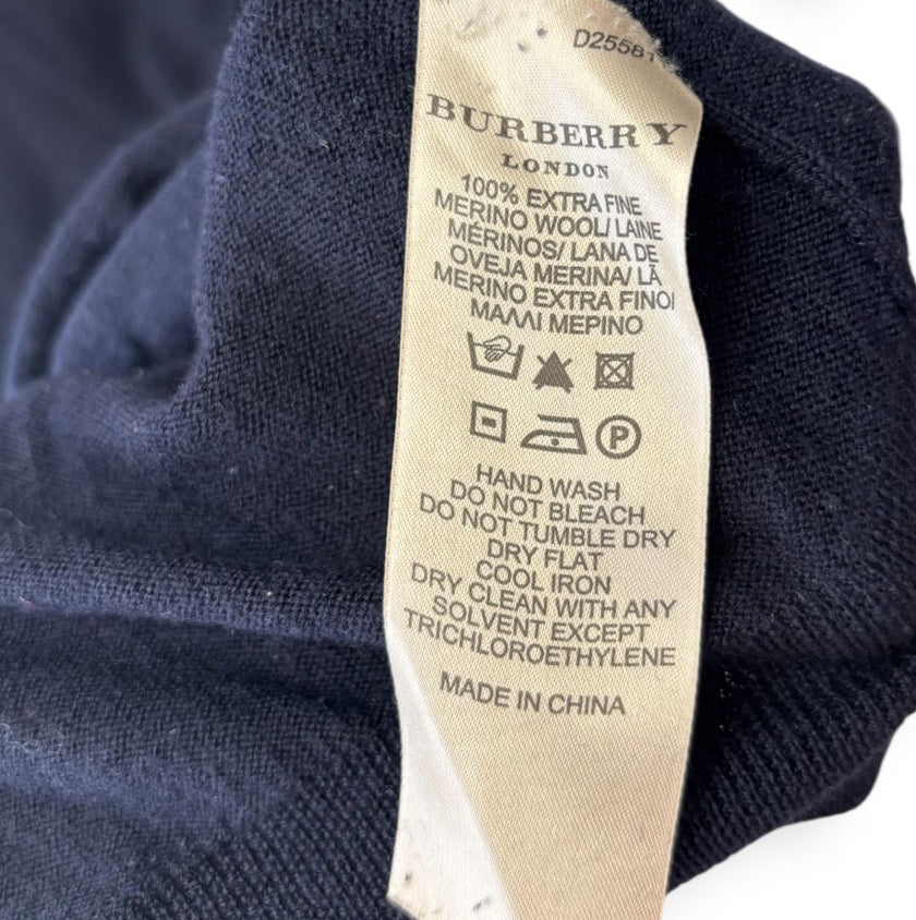 Maglione con scollo a v