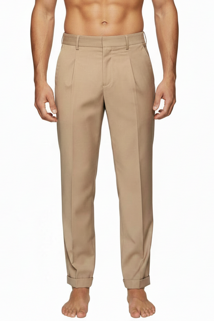 Pantalone con pence e risvolto