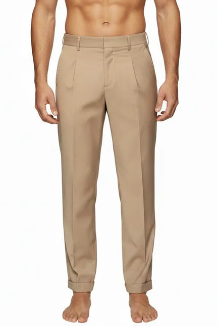 Pantalone con pence e risvolto