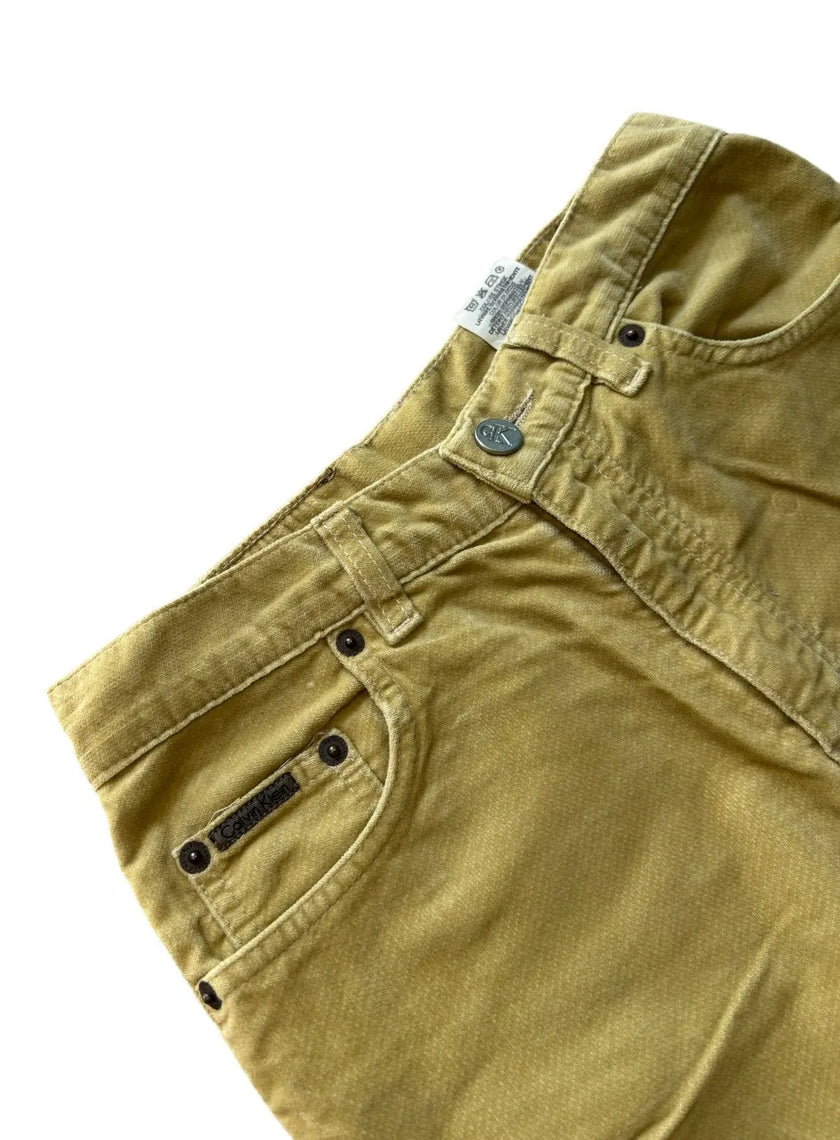 Pantalone dritto a coste sottili
