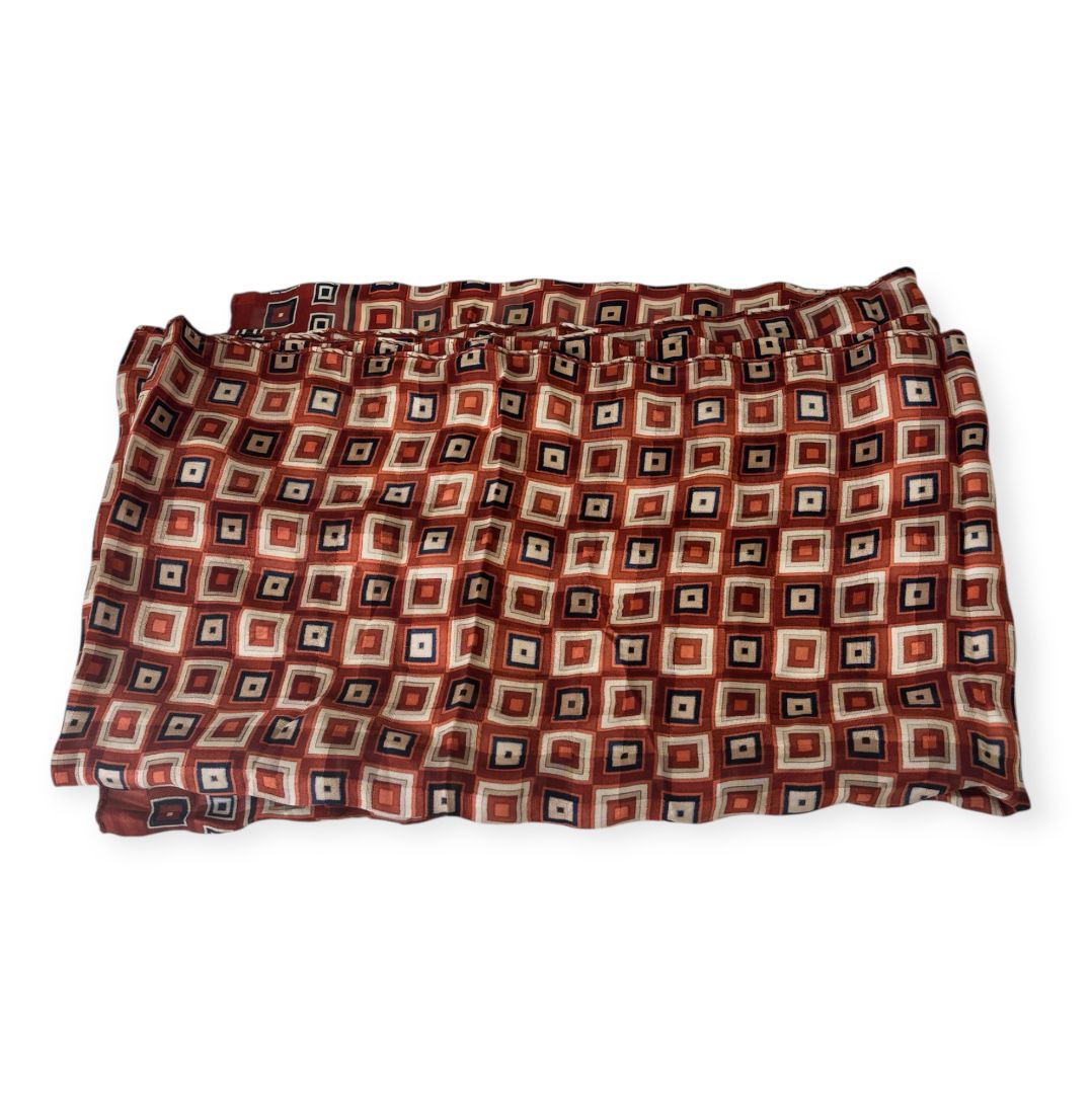 Foulard con fantasia a quadri