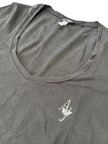 Maglia basic manica a 3/4 con scollo ampio e logo