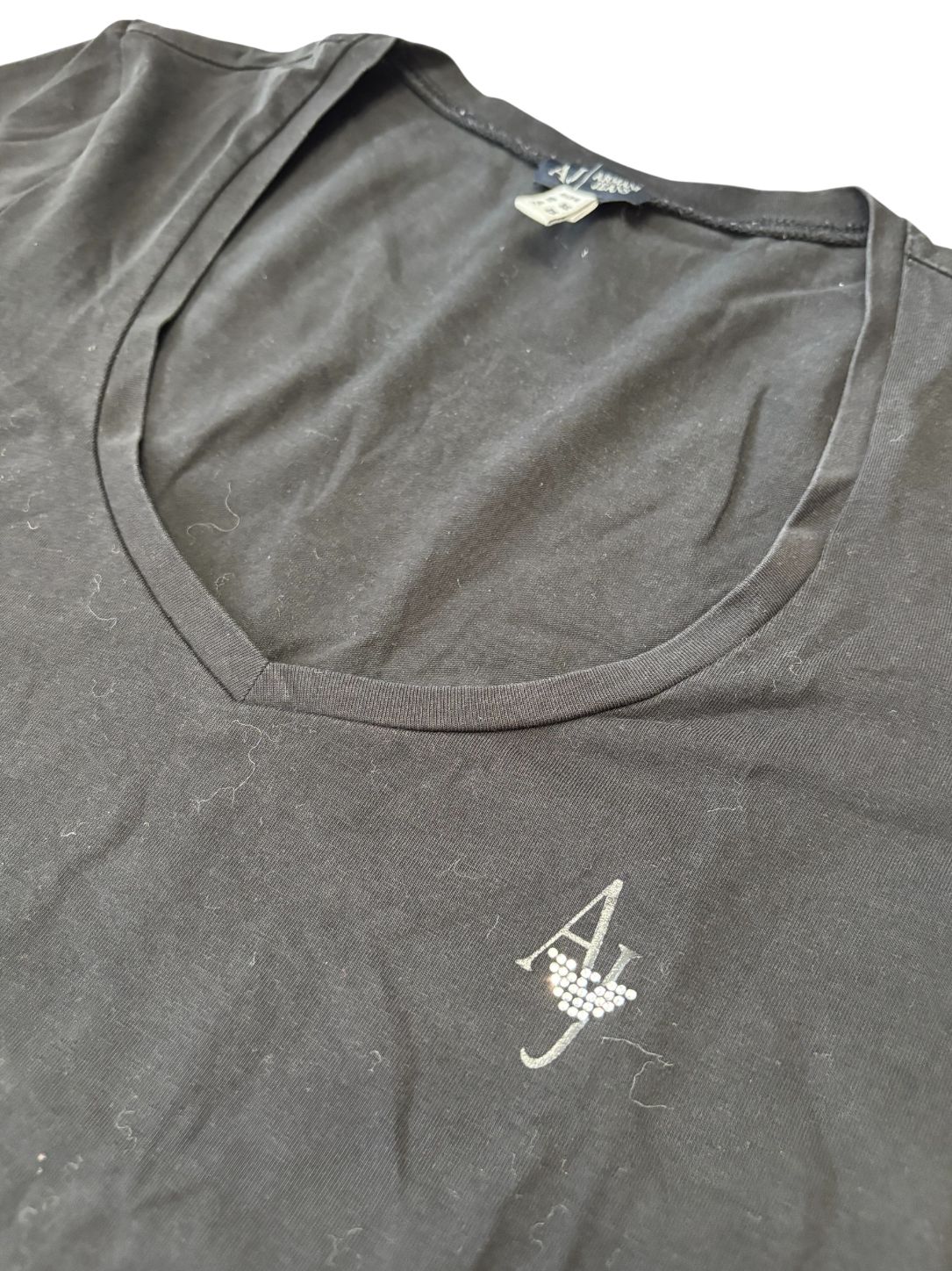 Maglia basic manica a 3/4 con scollo ampio e logo