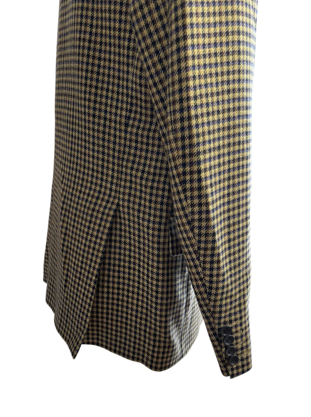 Giacca monopetto con due bottoni con fantasia a quadretti