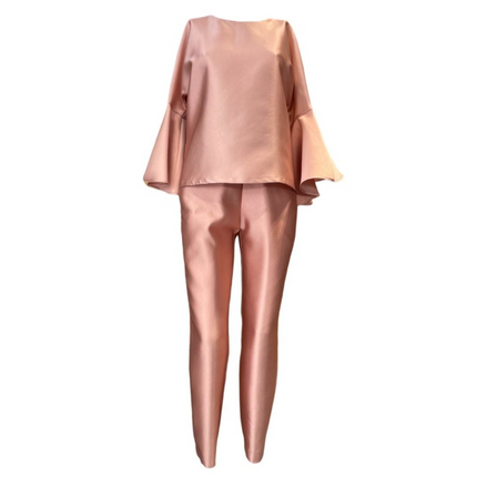 Blusa in raso con maniche voilant