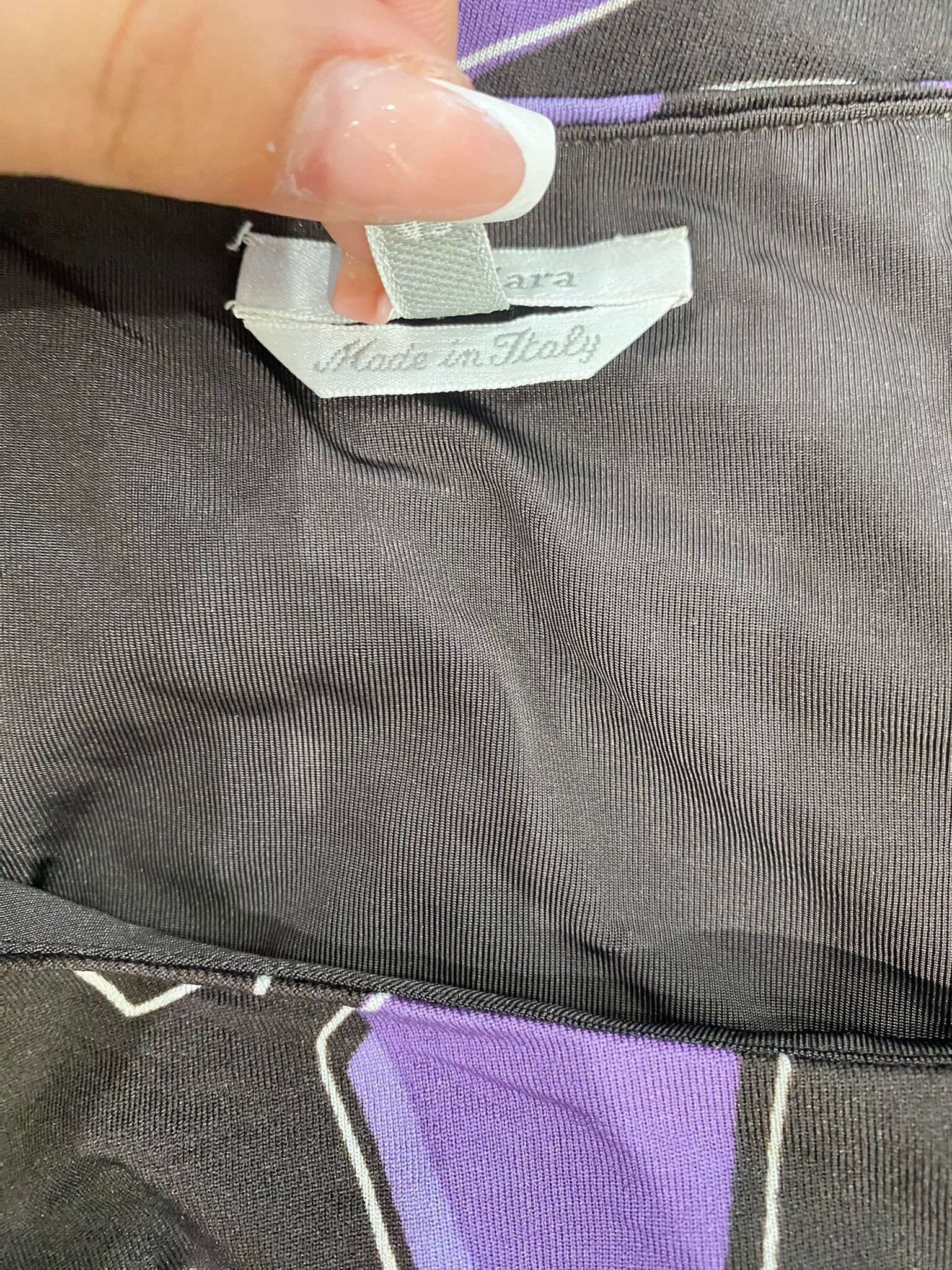 Abito midi con fantasia geometrica a mezze maniche