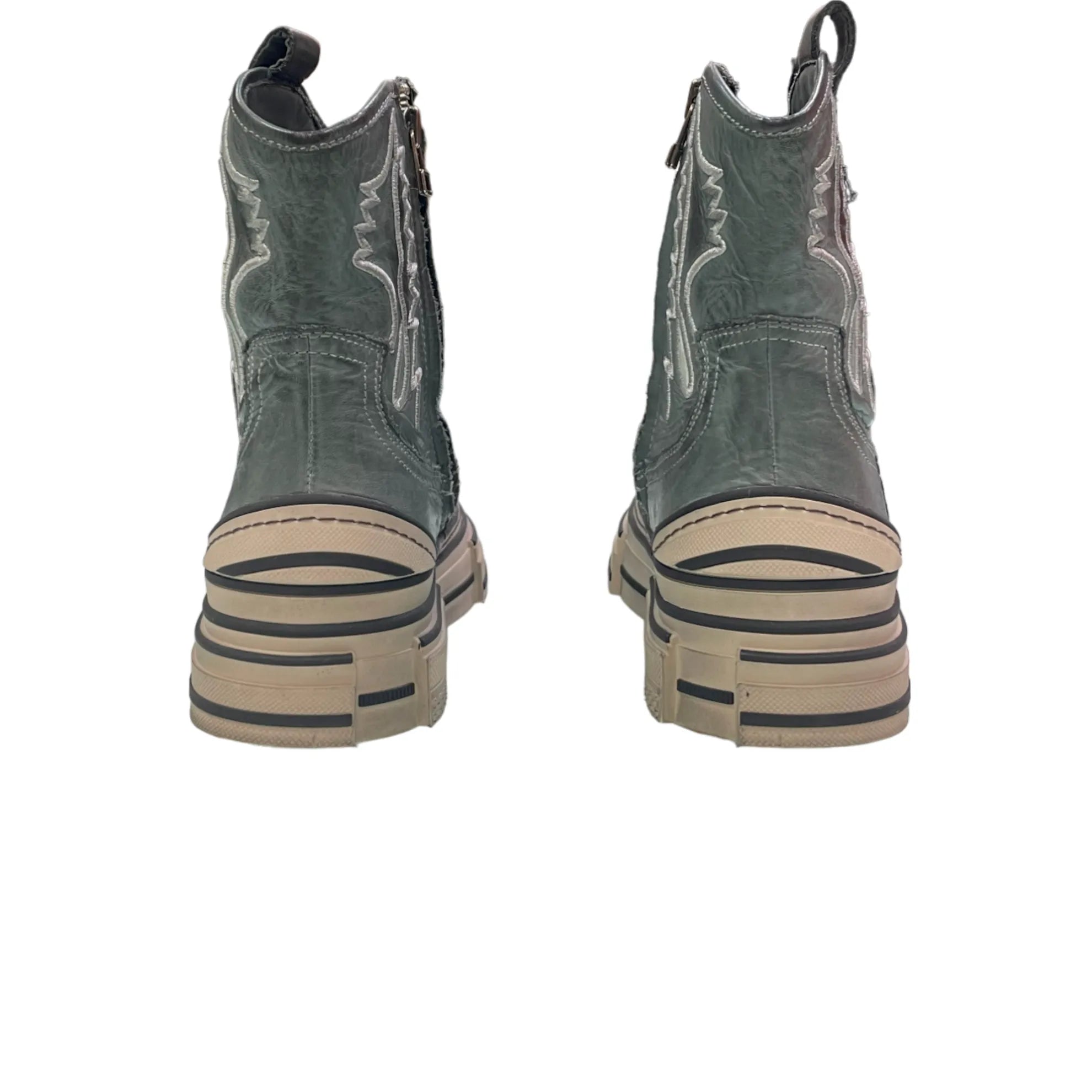 SNEAKERS Rebecca White