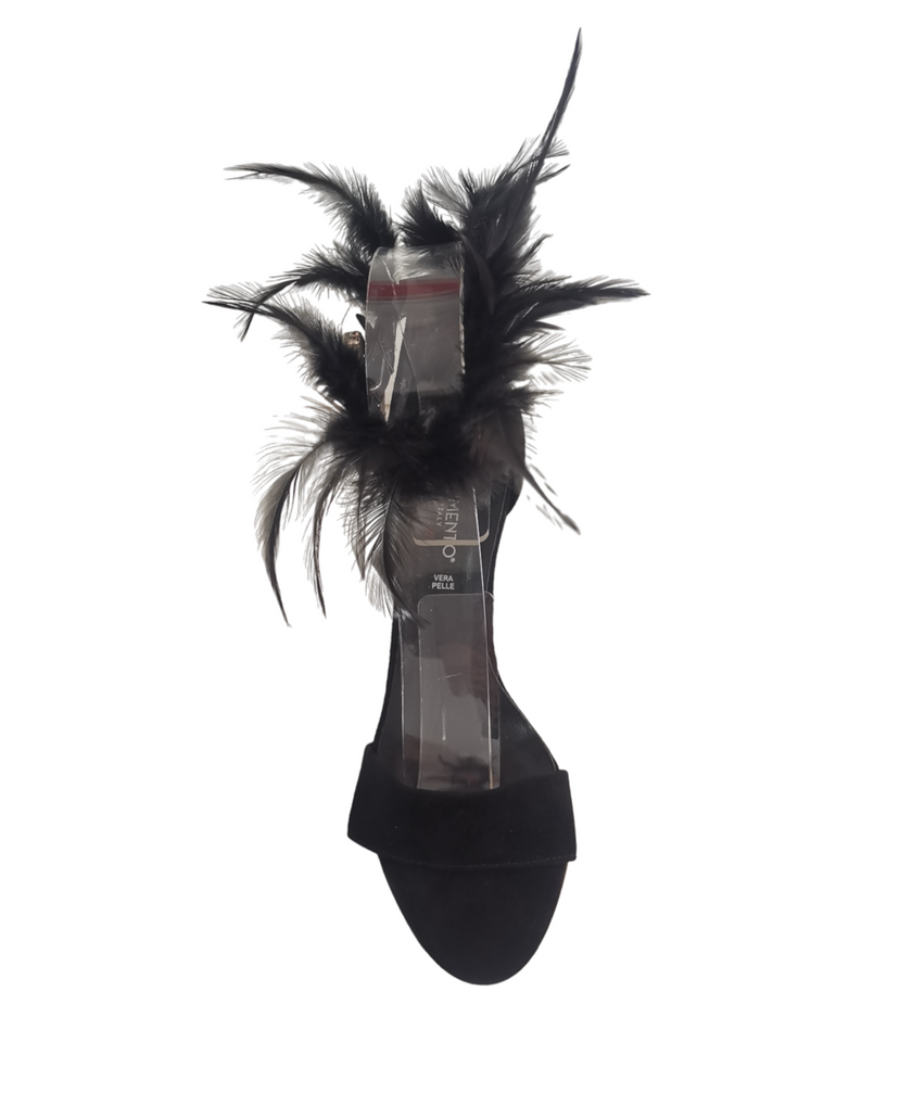Sandalo con piume e tacco a spillo e applicazione sul davanti e sul lato RINASCIMENTO LUXURY