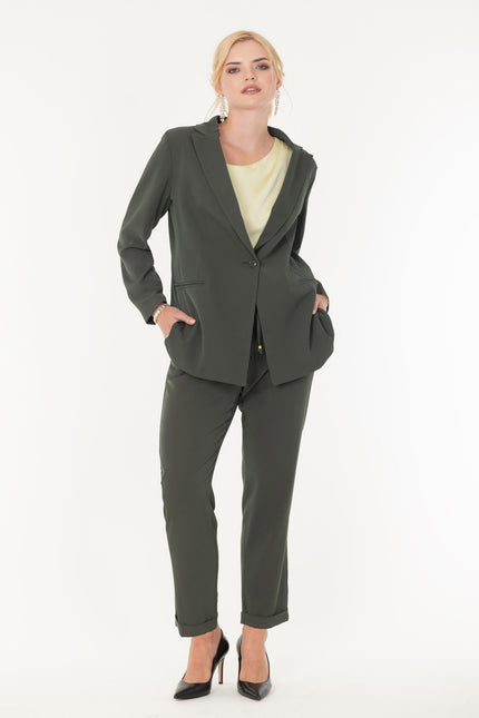 Pantalone con laccio in vita e risvolti