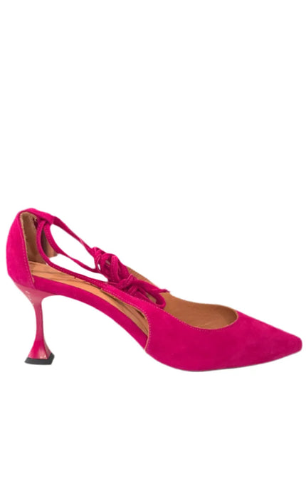 Dècolletè in pelle scamosciato con laccio schiava e punta tacco quadrata alta 8cm PIXY