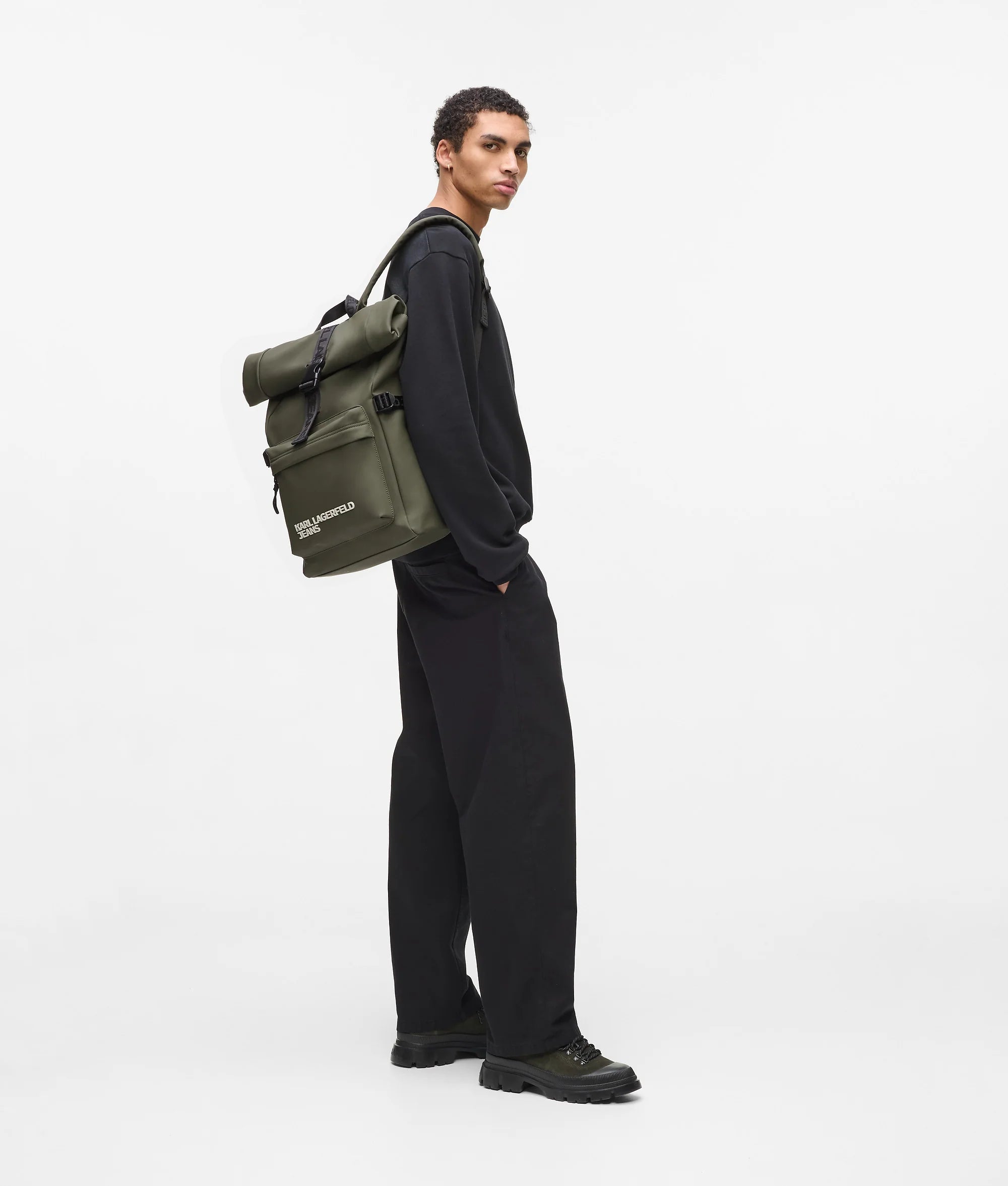 A3M30246 - verde scuro - 3