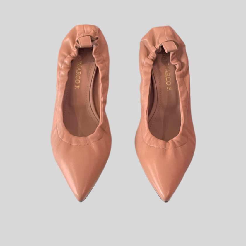 Décolleté in pelle con tacco basso GIANMARCO F.