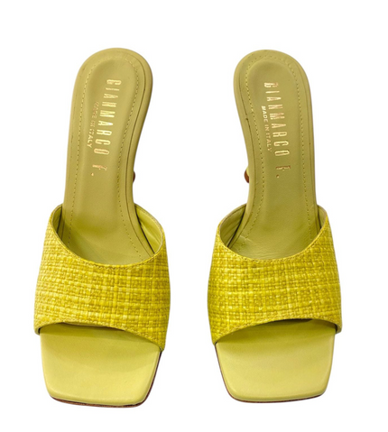 Sandalo in pelle con fascia