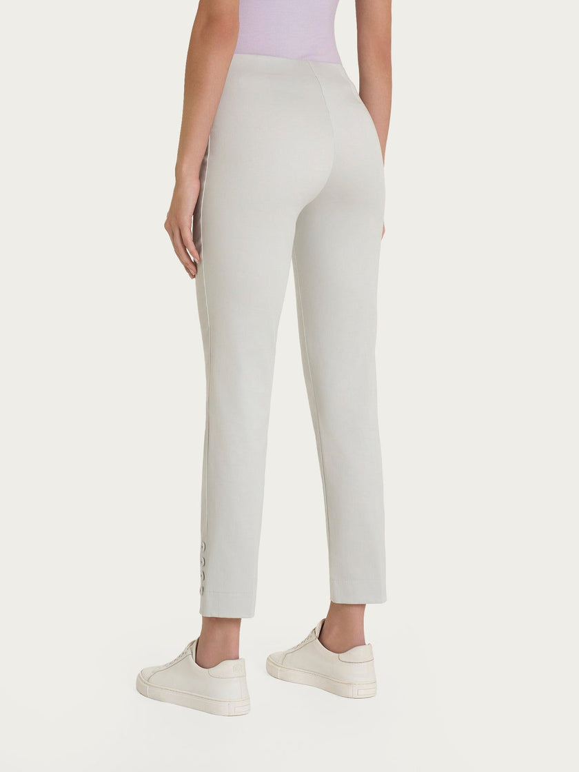 Pantalone capri con bottoni in Satin Power RAGNO