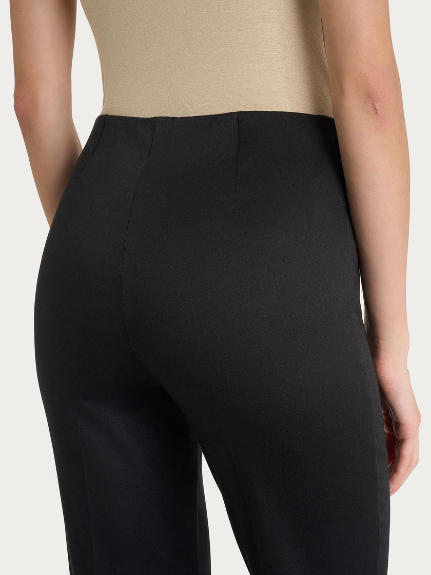 Pantalone a sigaretta con spacchetti in Satin Power RAGNO