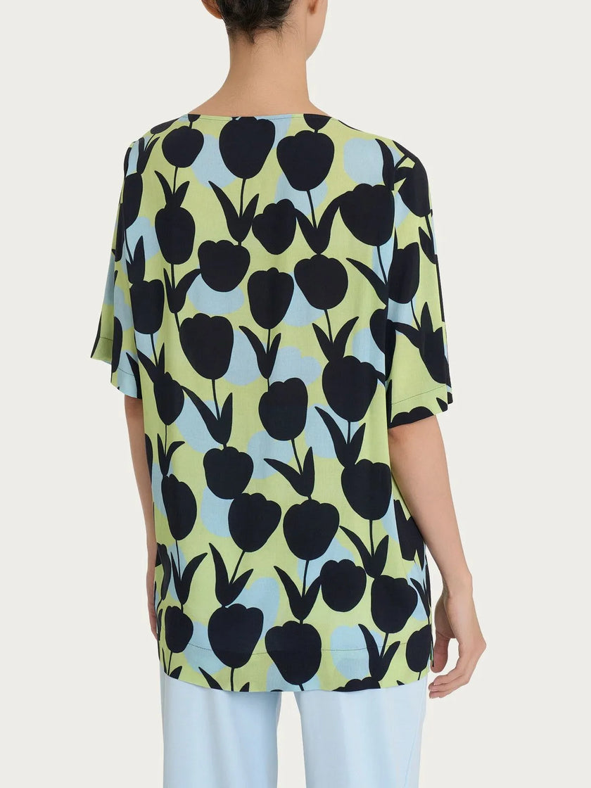 Blusa girocollo con macro tulips pattern in Ecoseta RAGNO