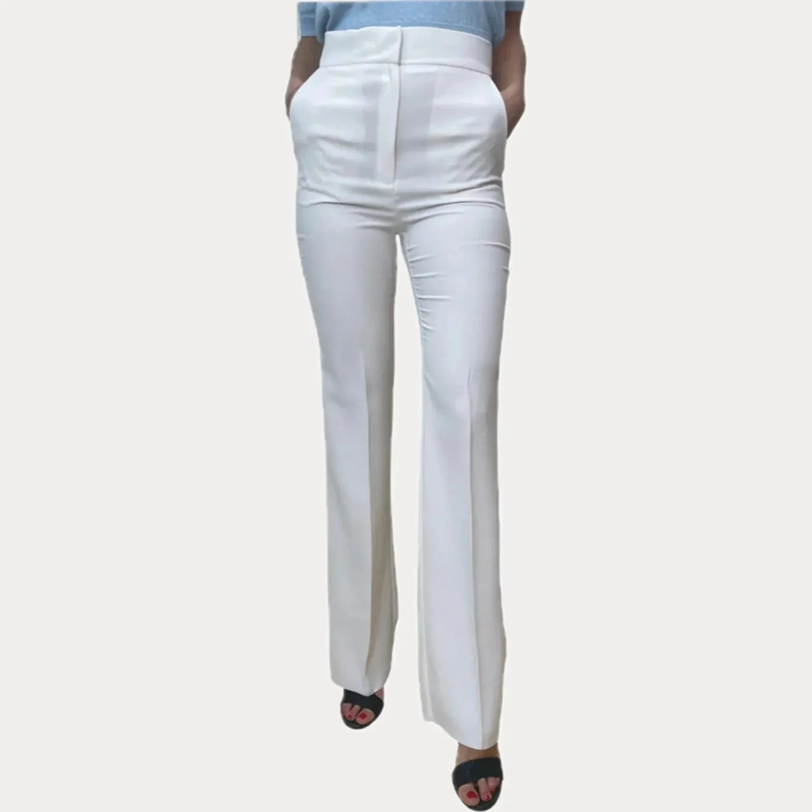Tailleur con Giacca Smanicata Doppio Petto con Bottoni Neri a Contrasto e Pantalone Ampio EMME MARELLA