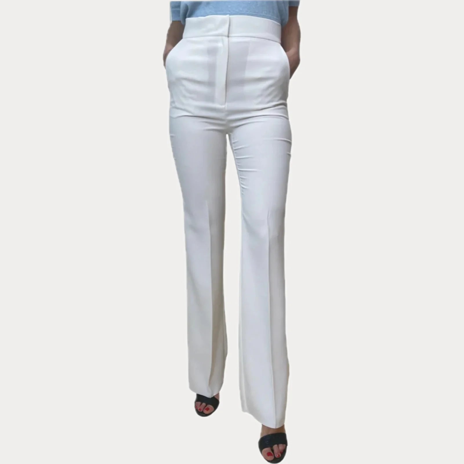 Tailleur con Giacca Smanicata Doppio Petto con Bottoni Neri a Contrasto e Pantalone Ampio EMME MARELLA