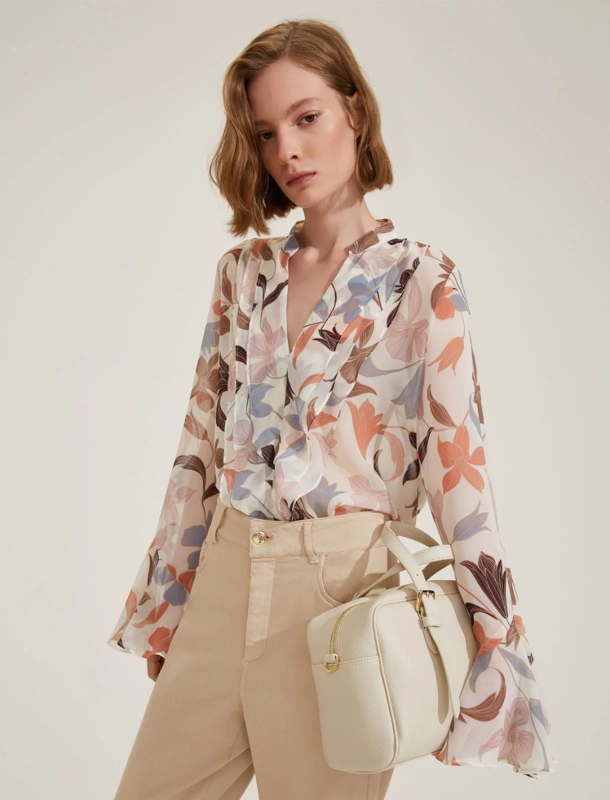 Blusa Fantasia a Fiori con Collo Coreano e Rouches EMME MARELLA