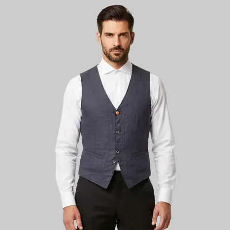 Gilet con bordi sfrangiati alle maniche e chiusura 6 bottoni