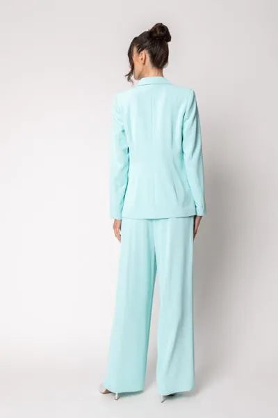 Tailleur con giacca ad un bottone con dettaglio gioiello e pantalone palazzo GIULIA VALLI