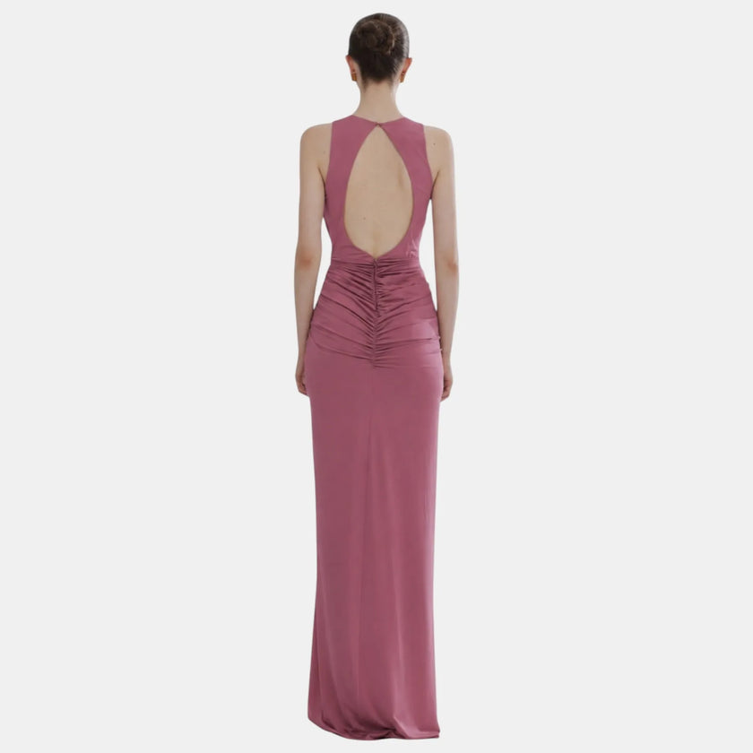 ABITO LUNGO CON DRAPPEGGI E ACCESSORIO FRONALE