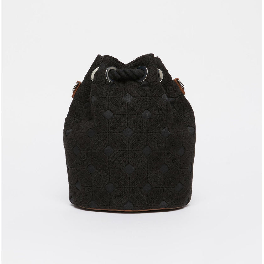 BORSA  A SACCO BCHMAROSO IN MACRAME