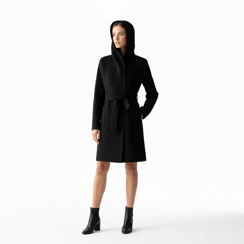 CAPPOTTO OBLATO CON CAPPUCCIO E CINTA IN VITA