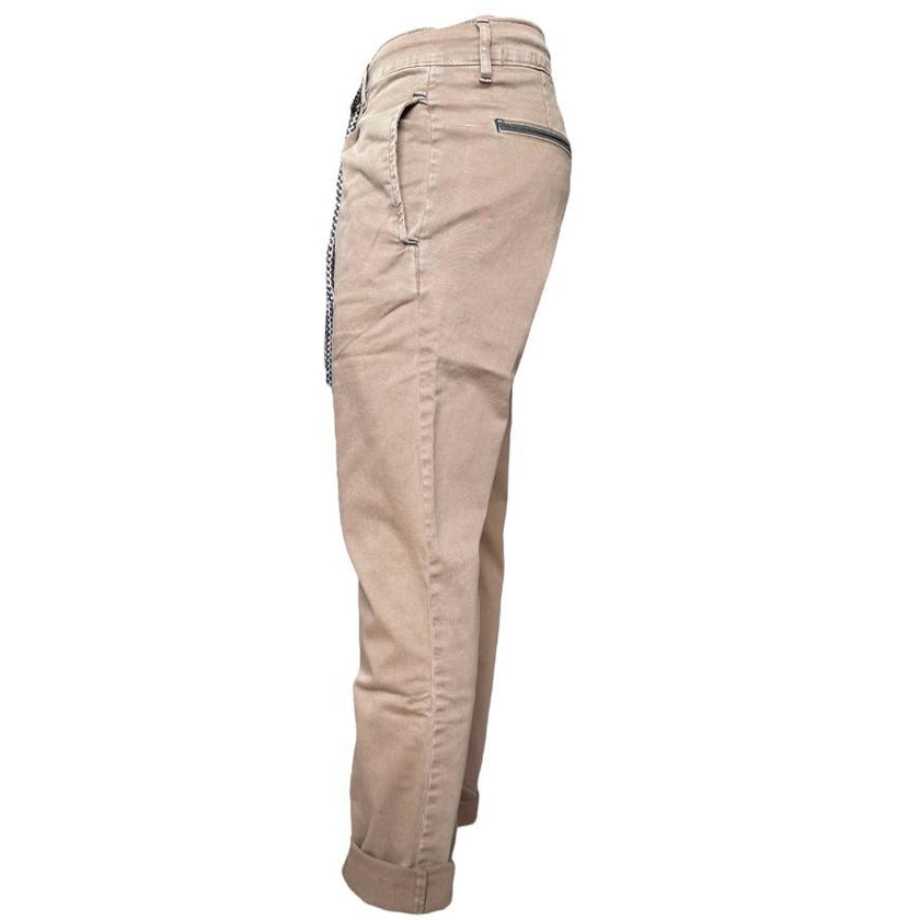 Pantalone con dettaglio laccio interno OUTFIT