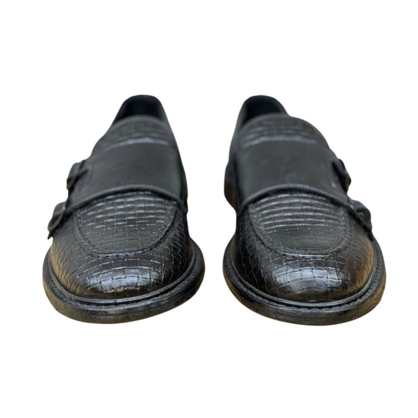 Mocassino in Pelle Stampata A Motivo Intrecciato con Doppia Fibbia e Fondo Cuoio