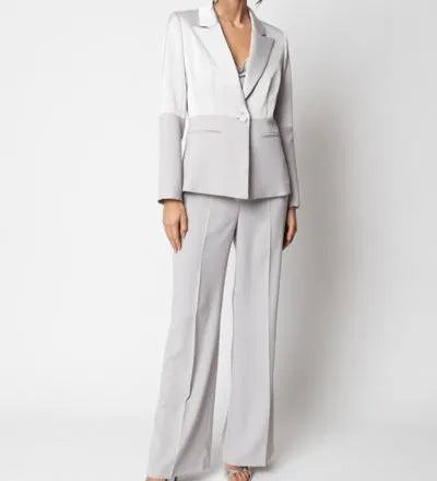 Tailleur Giacca Mono Bottone e Pantalone a Palazzo GIULIA VALLI