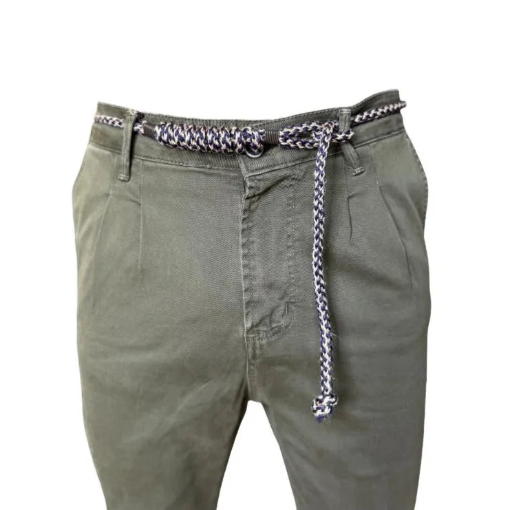 Pantalone con dettaglio laccio OUTFIT