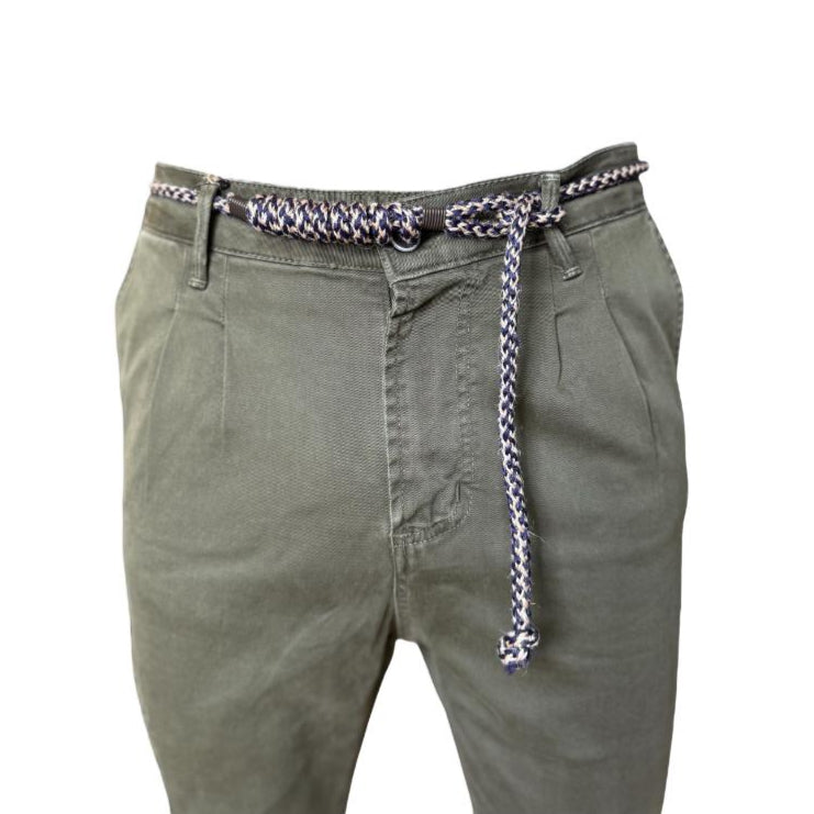 Pantalone con dettaglio laccio OUTFIT